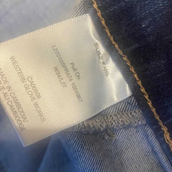 Silver pull on Jeans - Picture 3 of 6